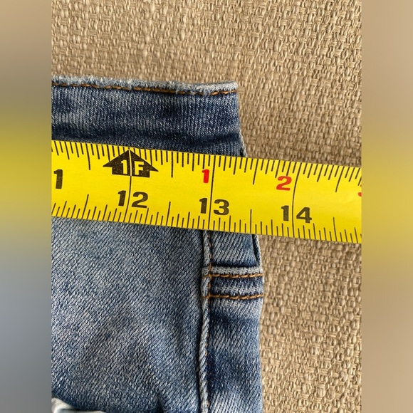 Risen Jeans Women’s 27 Shadow Hem Straight Leg Jean - Picture 3 of 9